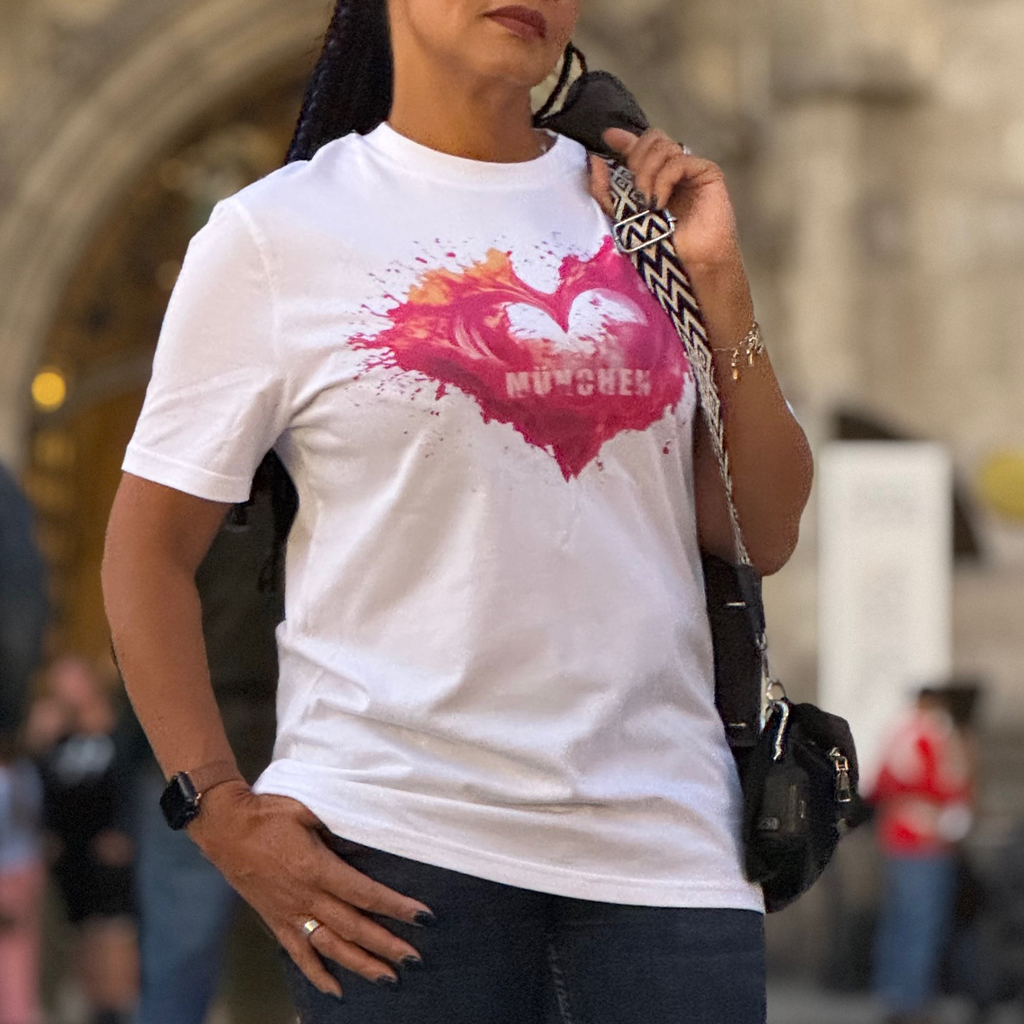 T-Shirt Münchner Herz classic SMALL - Frau am Marienplatz
